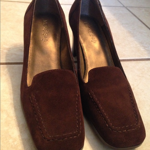 Heels - Picture 3 of 6